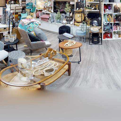 Meubles et accessoires décorations intérieures Métabetchouan-Lac-à-la-Croix