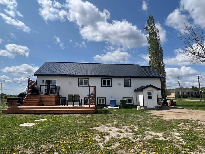 Rénovation réussie avec fournitures QTL & PHYL LIQUIDE Métabetchouan-Lac-à-la-Croix